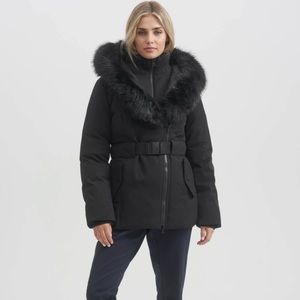 NWOT Authentic Toboggan Parka.